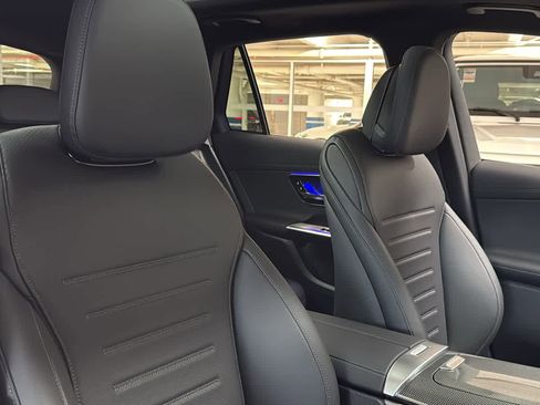 New 2026 Mercedes-Benz GLC 300 4MATIC image 34