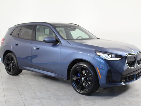 Used 2025 BMW X3 xDrive30i w/ Premium Package image 22