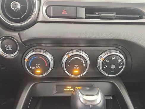 Used 2018 FIAT 124 Spider Classica image 16