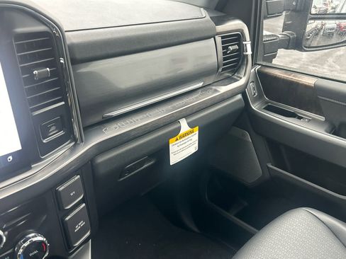 New 2026 Ford F350 Lariat w/ Black Appearance Package image 64