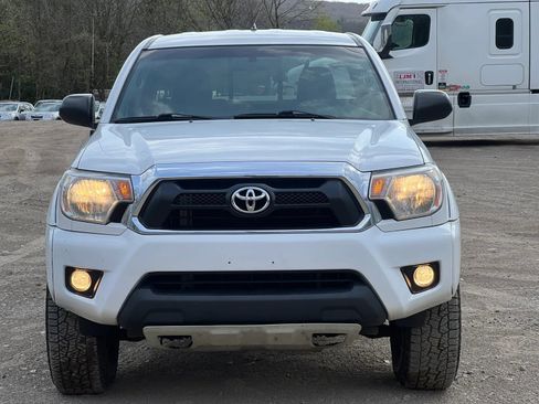 Used 2014 Toyota Tacoma 4x4 Access Cab V6 w/ SR5 Package image 1