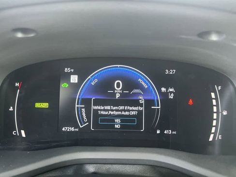 Used 2025 Toyota Camry SE image 16