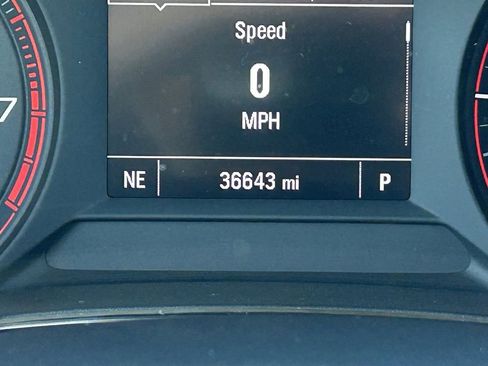 Used 2023 Chevrolet TrailBlazer RS w/ Convenience Package image 28