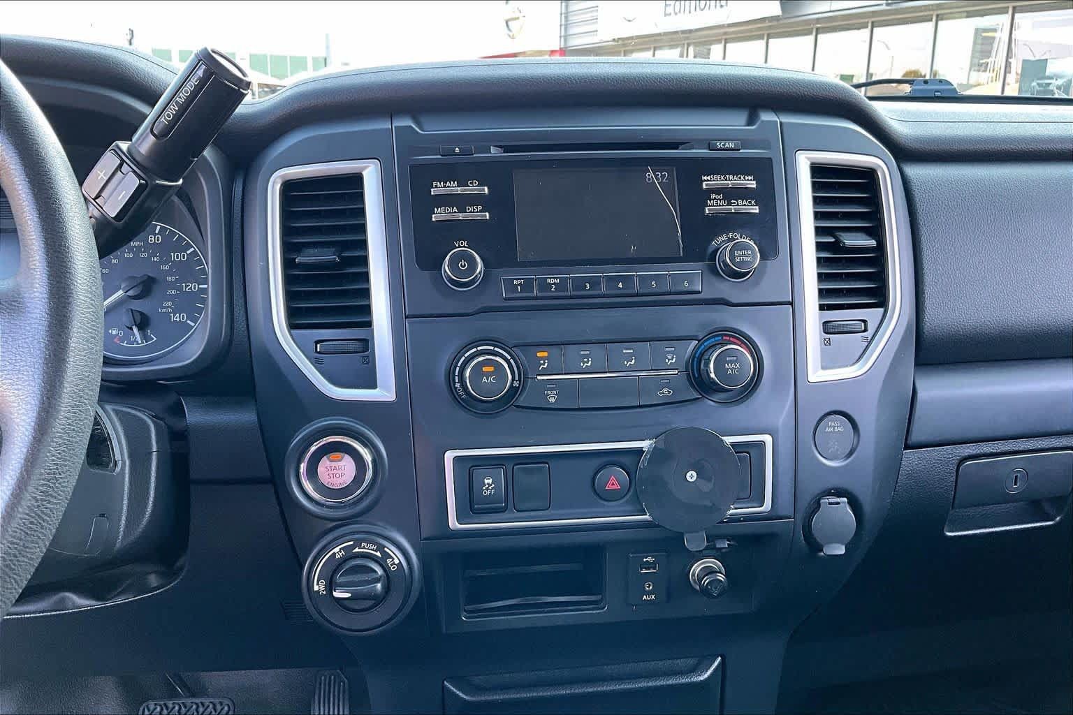 Used 2018 Nissan Titan S w/ S Utility Package AWD/4WD image 33