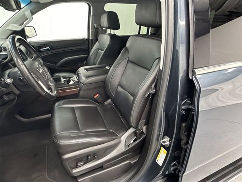 Used 2019 GMC Yukon XL SLT w/ HD Trailering Package image 11