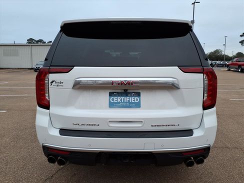 Certified 2023 GMC Yukon Denali image 4