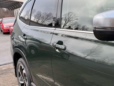 Used 2023 Subaru Forester Touring image 11