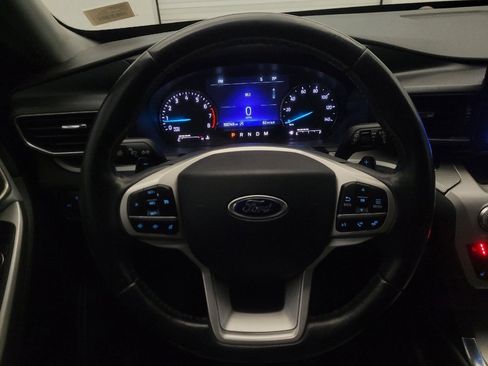 Used 2021 Ford Explorer XLT w/ Equipment Group 202A image 22