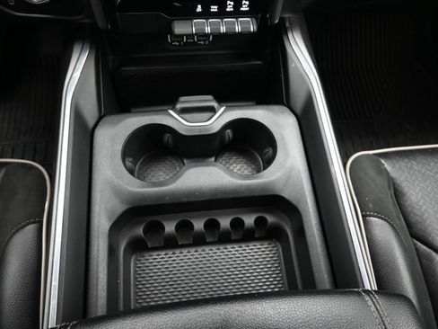 Used 2023 RAM 1500 Laramie AWD/4WD image 30
