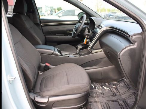 Used 2024 Hyundai Santa Cruz SE AWD/4WD image 17