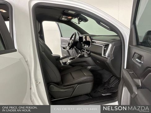 Used 2023 GMC Canyon Elevation w/ Elevation Premium Package image 14