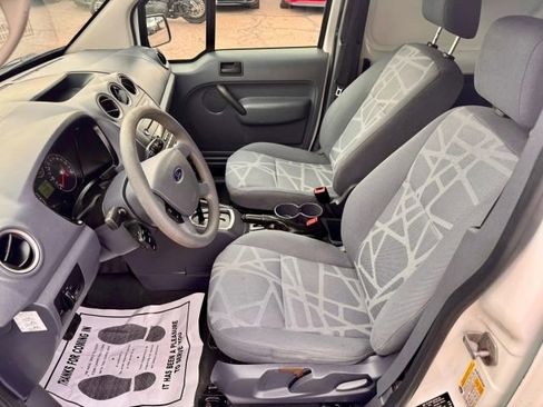 Used 2013 Ford Transit Connect XLT image 11