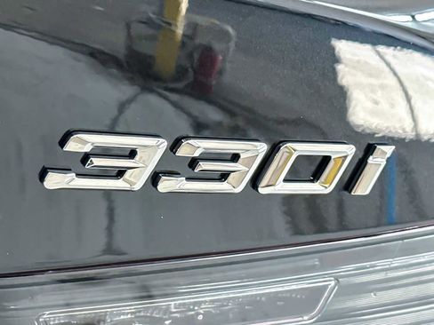 New 2026 BMW 330i Sedan w/ Convenience Package image 25