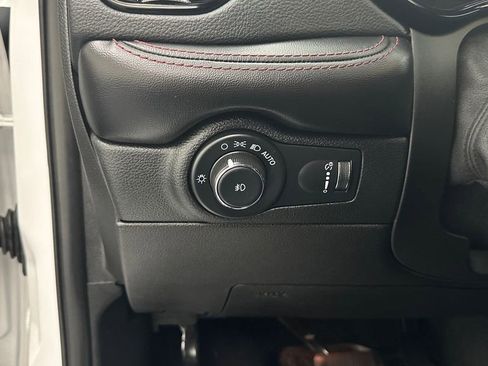 Used 2022 Dodge Durango R/T image 36