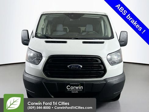 Used 2019 Ford Transit 150 XL image 4