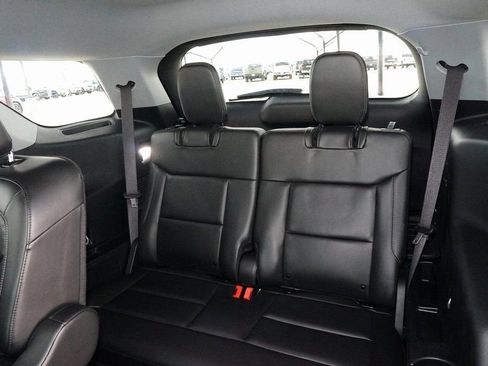 Used 2023 Ford Explorer XLT w/ Equipment Group 202A image 29