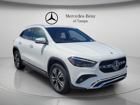 Certified 2025 Mercedes-Benz GLA 250 image 4