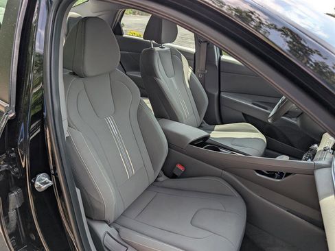 Certified 2024 Hyundai Elantra Blue image 13