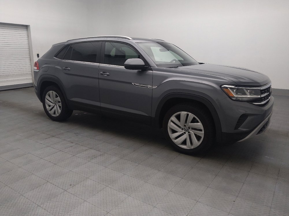 Used 2022 Volkswagen Atlas Cross Sport SE w/ Panoramic Sunroof Package FWD image 11