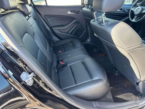 Used 2020 Mercedes-Benz GLA 250 4MATIC image 15