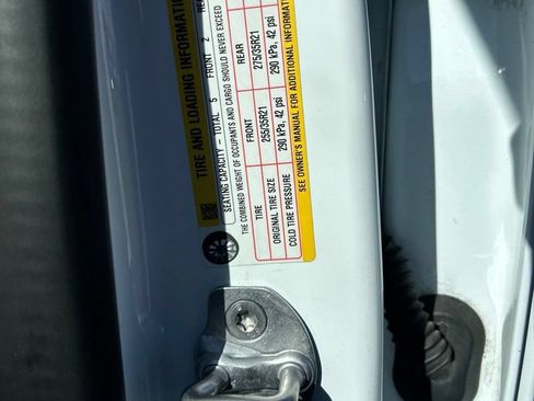 Used 2022 Tesla Model Y Performance AWD/4WD image 20