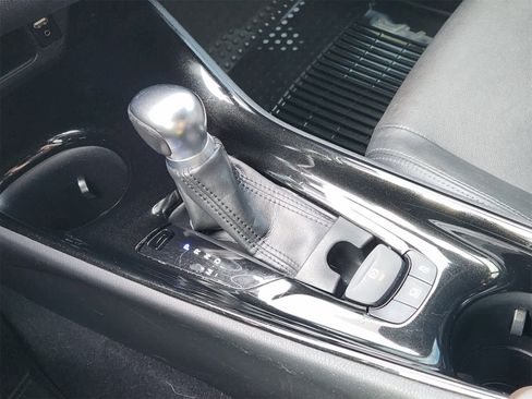 Used 2019 Toyota C-HR Limited image 20