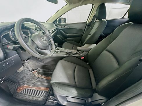 Used 2015 MAZDA MAZDA3 i SV FWD image 13