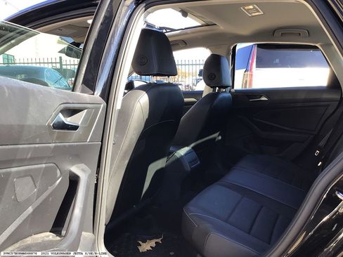Used 2021 Volkswagen Jetta SE image 13