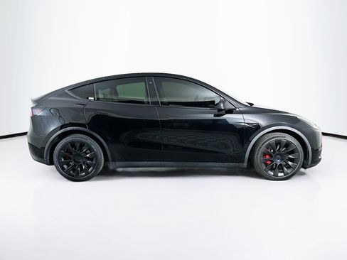 Used 2021 Tesla Model Y Long Range AWD/4WD image 10