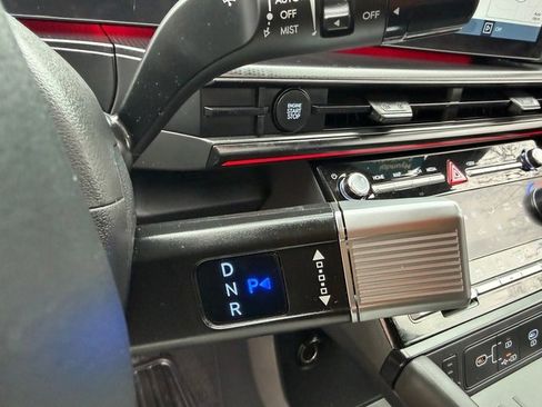 Certified 2025 Hyundai Santa Fe Calligraphy image 28