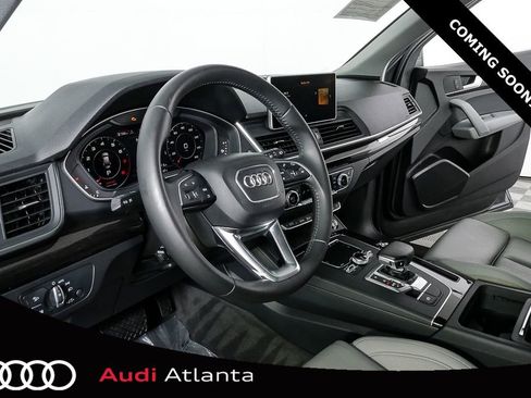 Used 2018 Audi Q5 2.0T w/ Premium Plus Package image 4