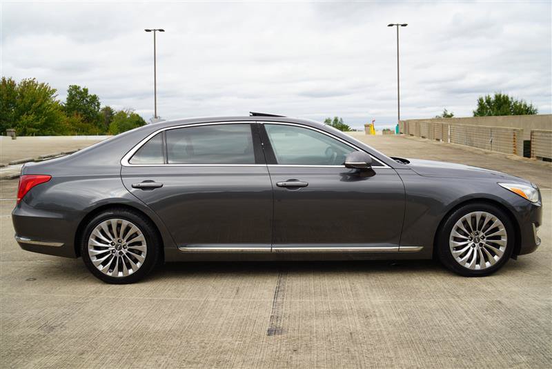 Used 2019 Genesis G90 5.0 Ultimate RWD image 9