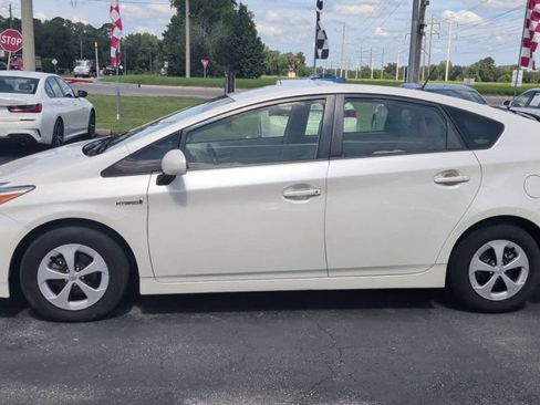 Used 2012 Toyota Prius Three FWD image 5