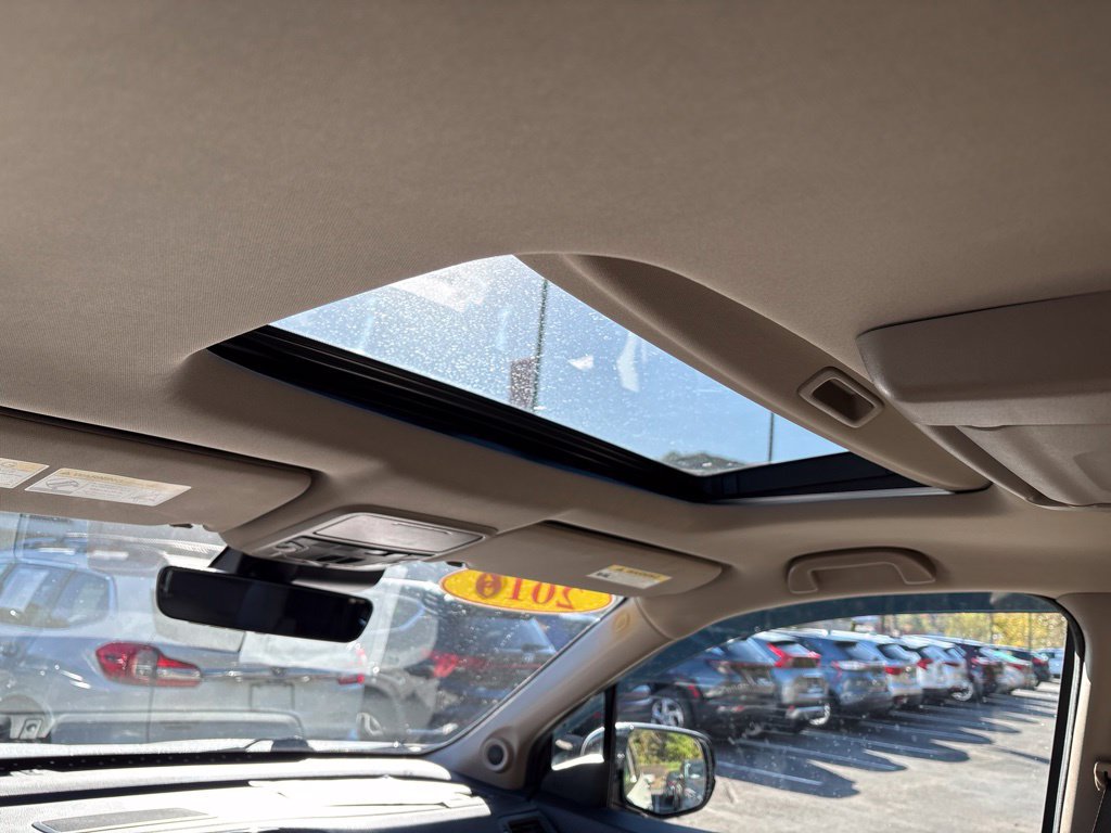 Used 2019 Honda Pilot Elite image 12