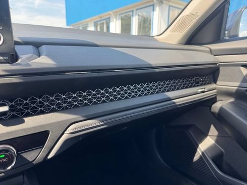 Used 2023 Honda Accord EX image 24