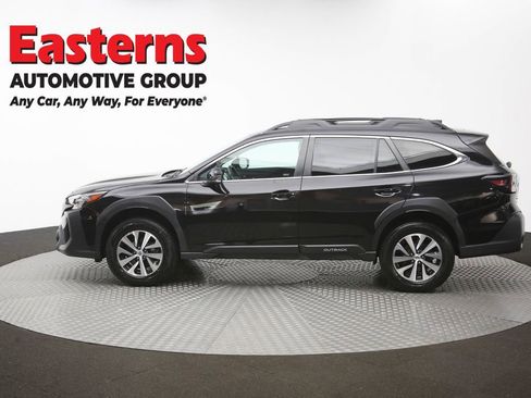 Used 2023 Subaru Outback Premium AWD/4WD image 60