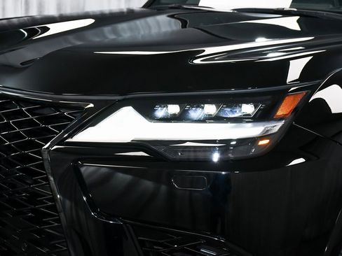 Used 2024 Lexus LX 600 F Sport image 93