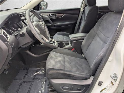 Used 2015 Nissan Rogue SV FWD image 14