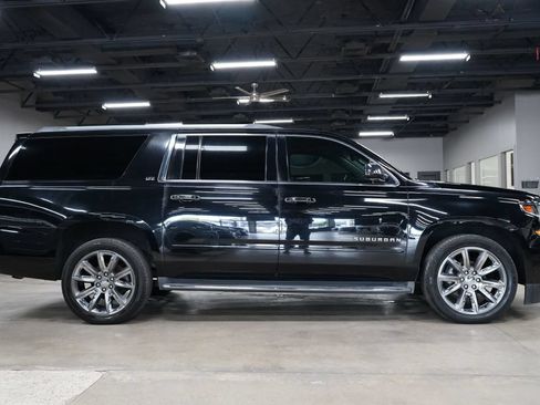 Used 2016 Chevrolet Suburban LTZ AWD/4WD image 6