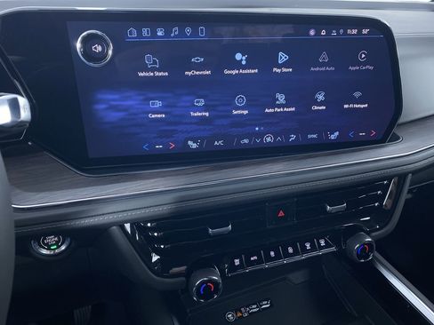 New 2026 Chevrolet Suburban Z71 w/ Comfort Package image 5