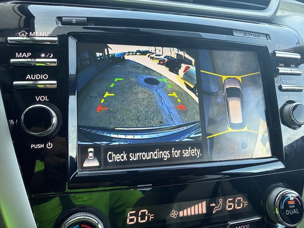 Used 2018 Nissan Murano Platinum w/ Cargo Package FWD image 16