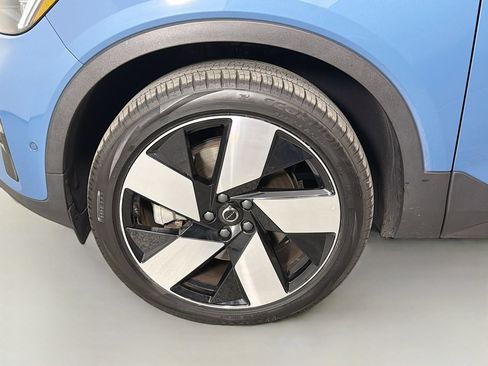 Certified 2023 Volvo C40 P8 Recharge Ultimate AWD/4WD image 33