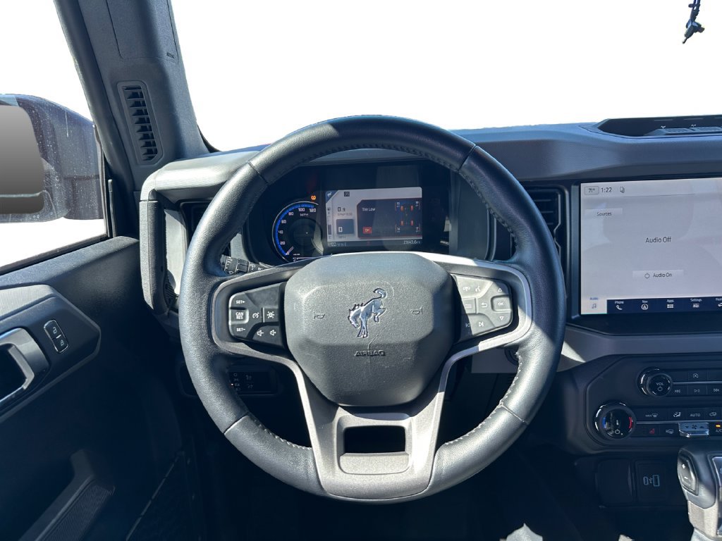 Used 2022 Ford Bronco Everglades AWD/4WD image 15