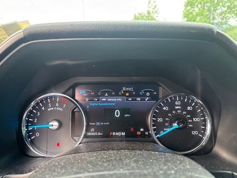 Used 2019 Ford Expedition Limited w/ Equipment Group 303A AWD/4WD image 7