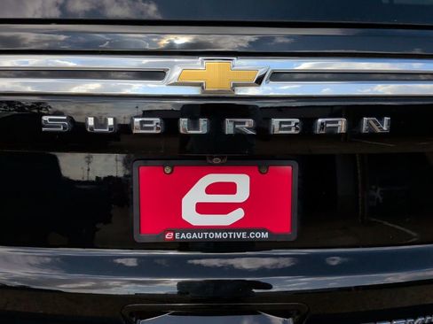 Used 2024 Chevrolet Suburban Premier image 49