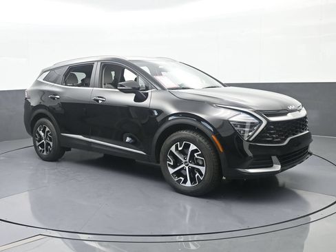 Used 2024 Kia Sportage EX AWD/4WD image 8