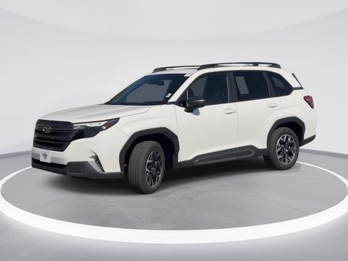 Used 2025 Subaru Forester Premium AWD/4WD image 3