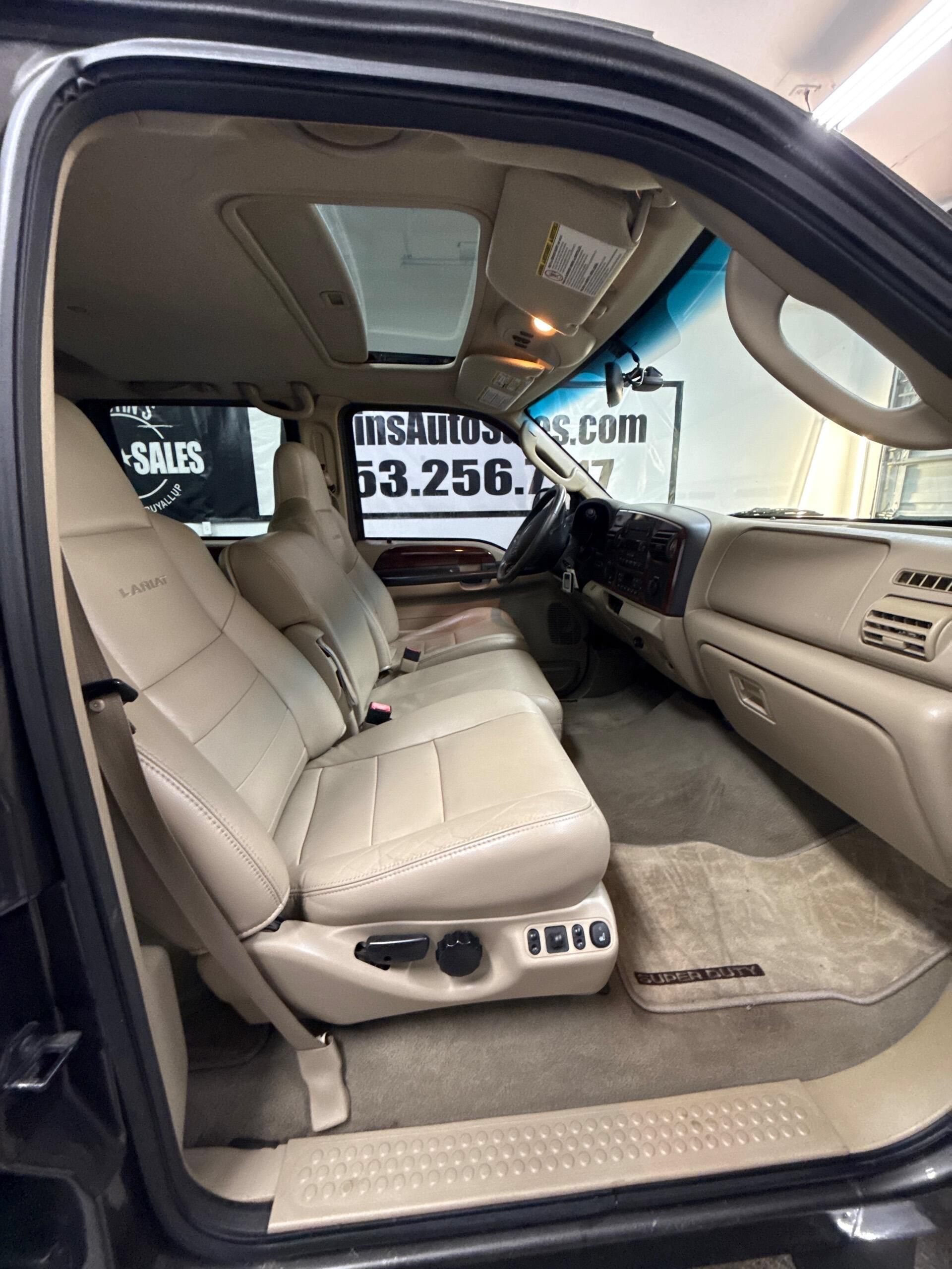 Used 2005 Ford F250 Lariat AWD/4WD image 13