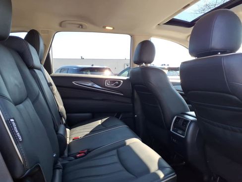 Used 2020 INFINITI QX60 Luxe w/ Essential Package AWD/4WD image 19