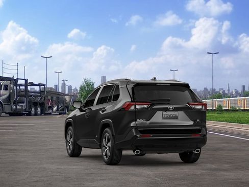 New 2025 Toyota RAV4 SE image 7